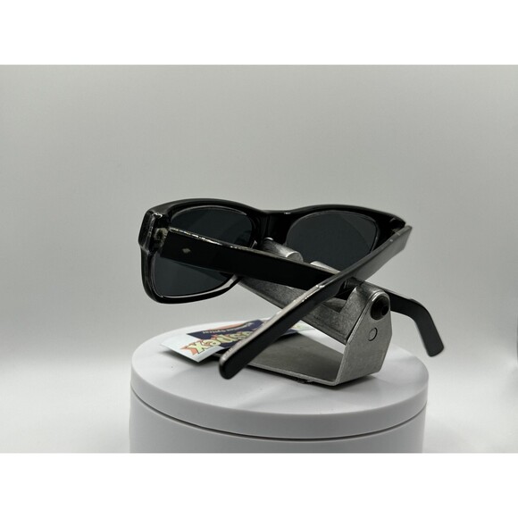 Vintage Designer Y2K Sunglasses Traditional Style OEM Grey Polarized Sun Lenses - Picture 8 of 10